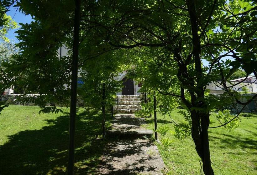 مبيت وإفطار Casino Del Monaco