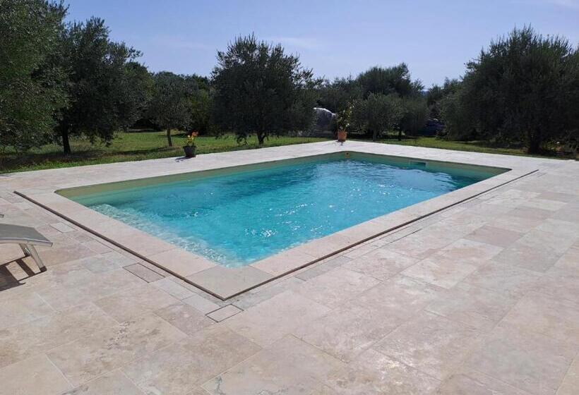 ベッドアンドブレックファースト Chambre D Hôtes Les Cigales