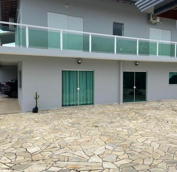 ベッドアンドブレックファースト Oceani Suits Peruibe