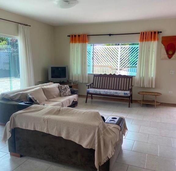 ベッドアンドブレックファースト Oceani Suits Peruibe