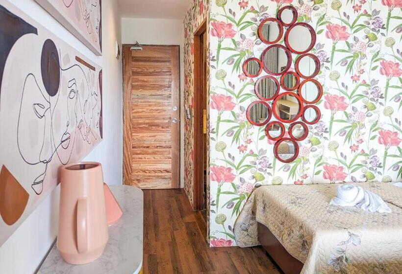 تختخواب و صبحانه Ponderosa Golf And Resort