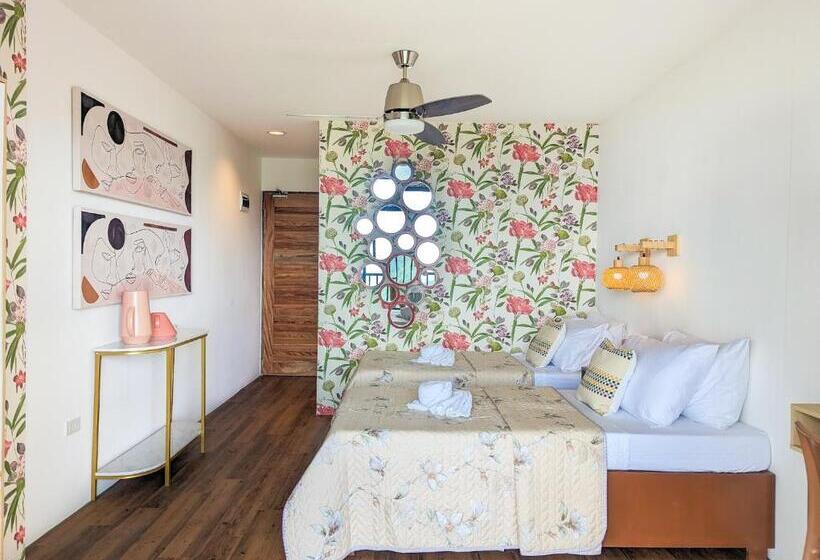 تختخواب و صبحانه Ponderosa Golf And Resort