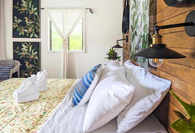 تختخواب و صبحانه Ponderosa Golf And Resort