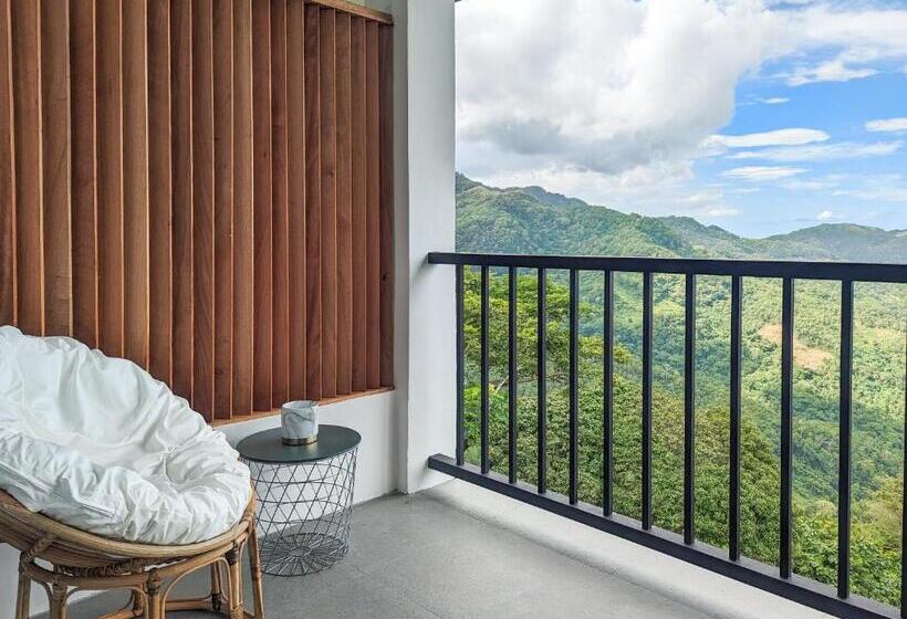 تختخواب و صبحانه Ponderosa Golf And Resort