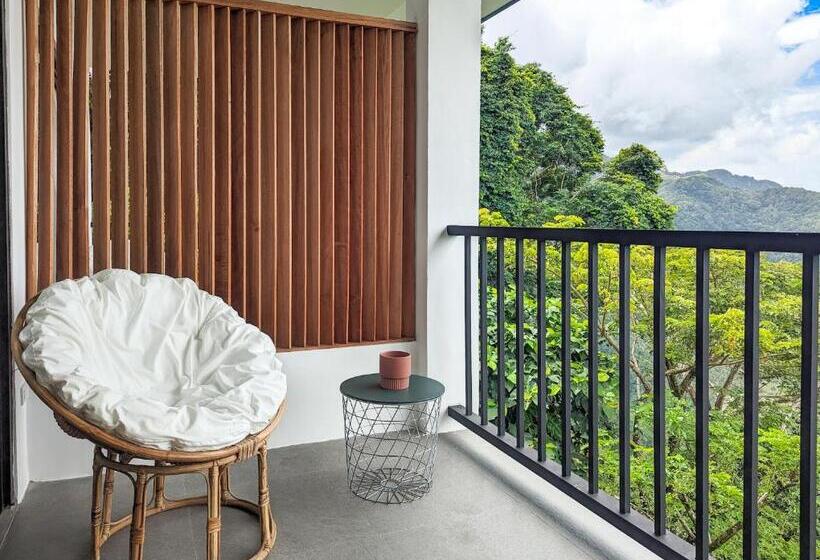 تختخواب و صبحانه Ponderosa Golf And Resort