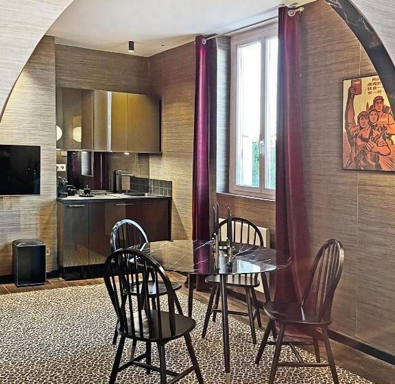 Bed and Breakfast Les Alcoves   Studios Design