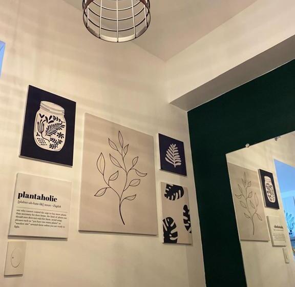 Corner Suite At Cool Suites