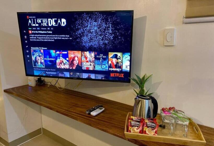 Corner Suite At Cool Suites