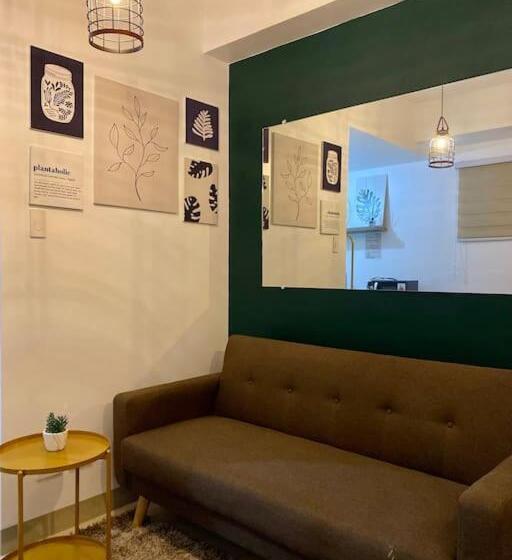 Corner Suite At Cool Suites