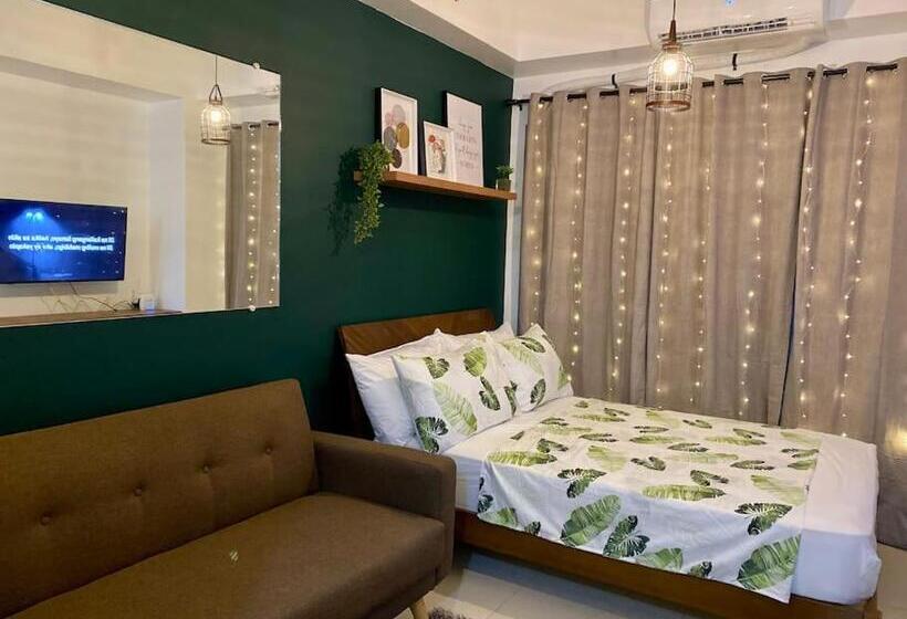 Corner Suite At Cool Suites