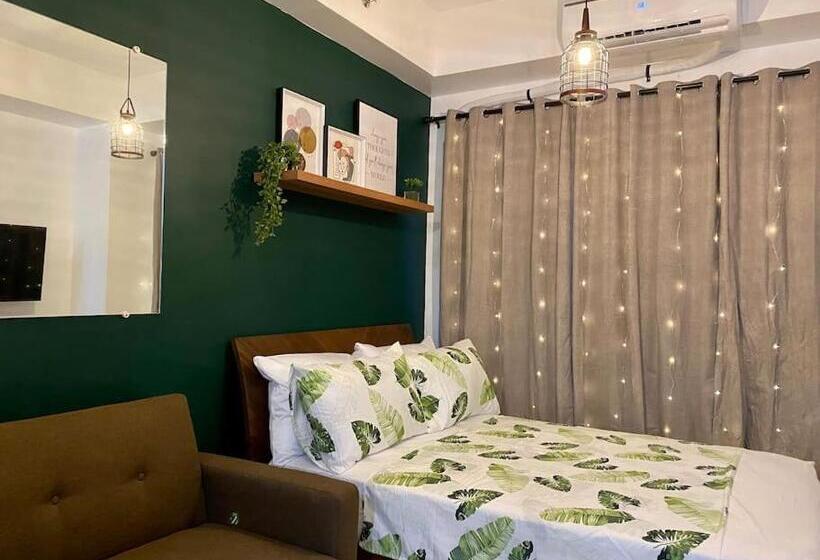 Corner Suite At Cool Suites