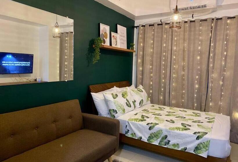 Corner Suite At Cool Suites