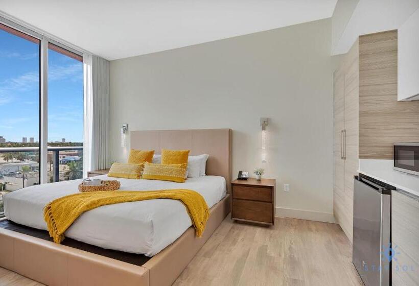 Costa Hollywood Design