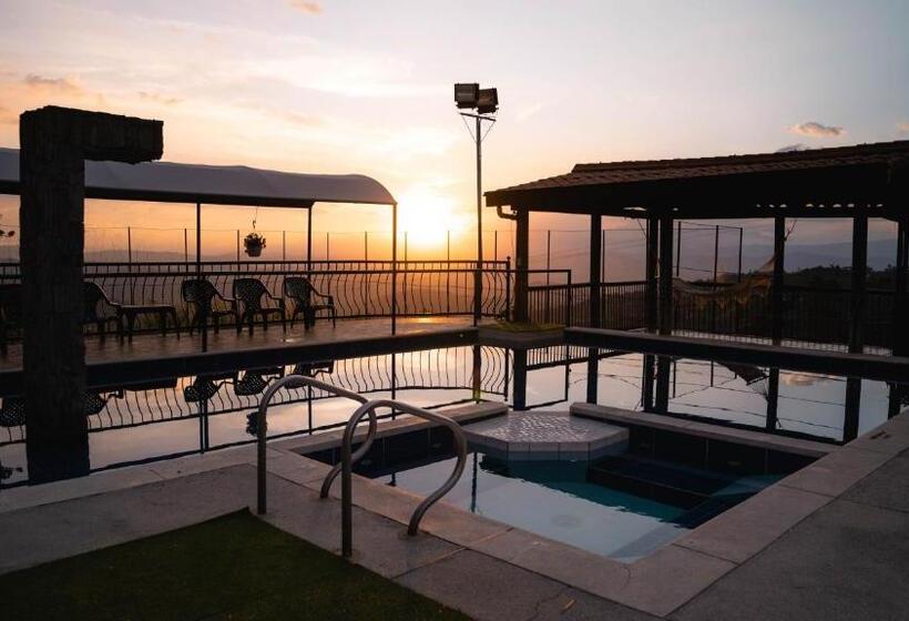 Finca Hotel Los Alpes