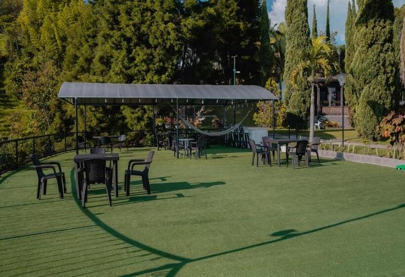 Finca Hotel Los Alpes