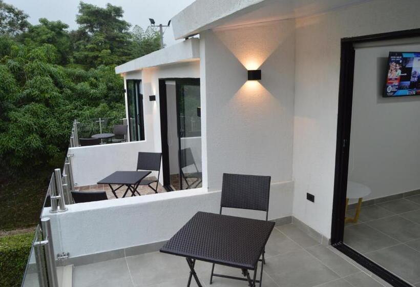 Guacamayas Resort Vacation