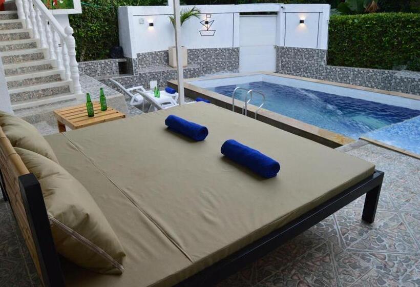 Guacamayas Resort Vacation