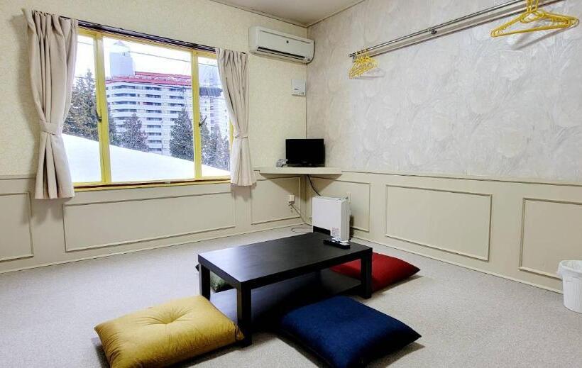 Hotell ロッジｔｏｎｂｏ・石打