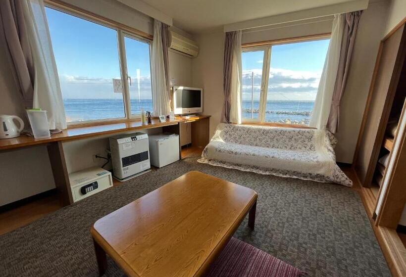 호텔 Livemax Resort Shiretoko Sea Front