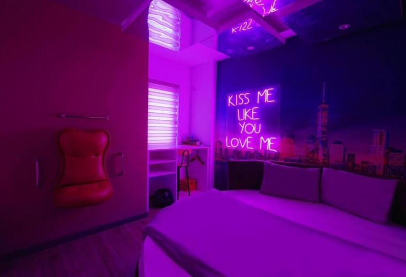 هتل 69 Boutique By Minova