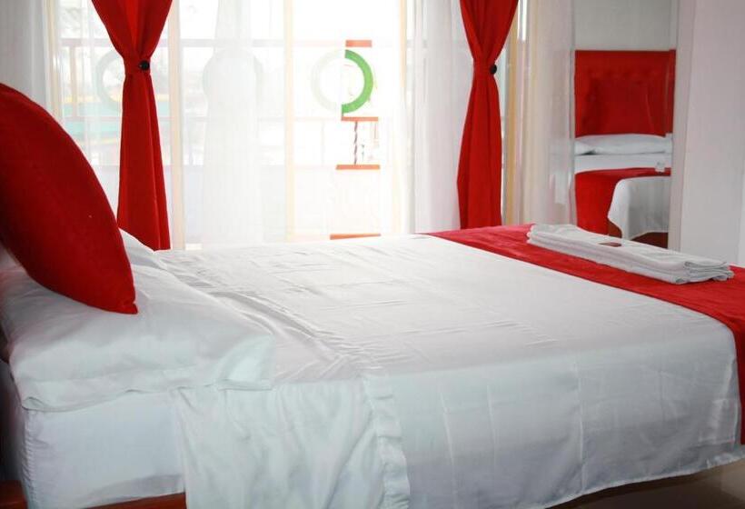 فندق Balcón Plaza