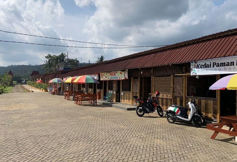 酒店 Capital O 93437 Embung Banteran Cottage