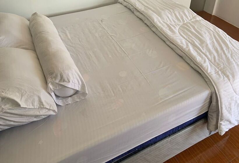 酒店 Capital O 93437 Embung Banteran Cottage