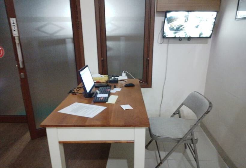 酒店 Capital O 93437 Embung Banteran Cottage