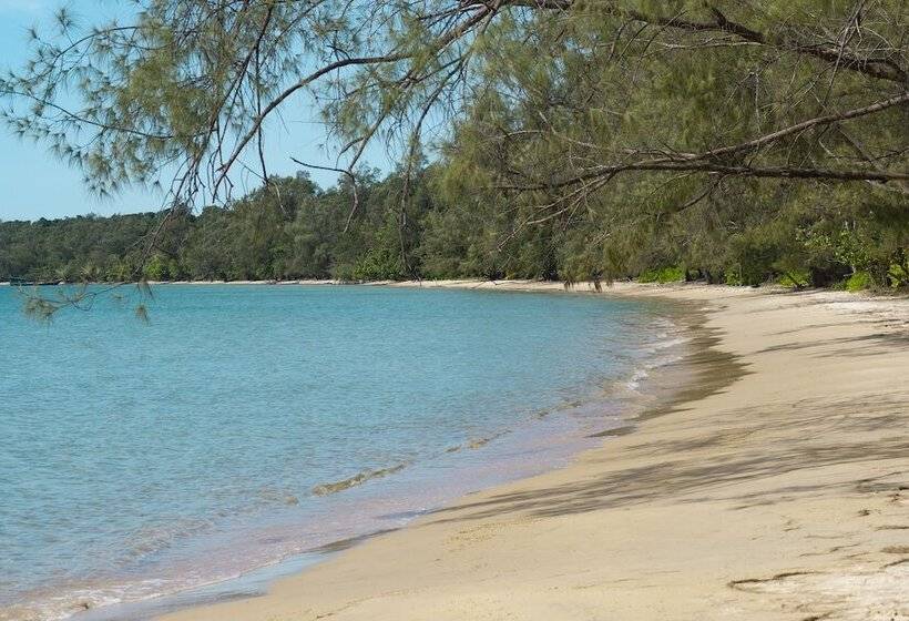 Отель Coral Bay Resort