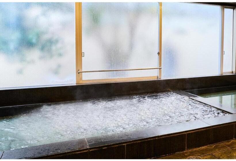 فندق Crystal Palace   Vacation Stay 61200v