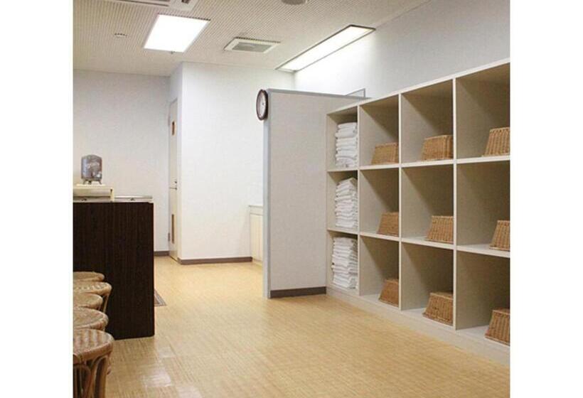 בית מלון כפרי Crystal Palace   Vacation Stay 61203v