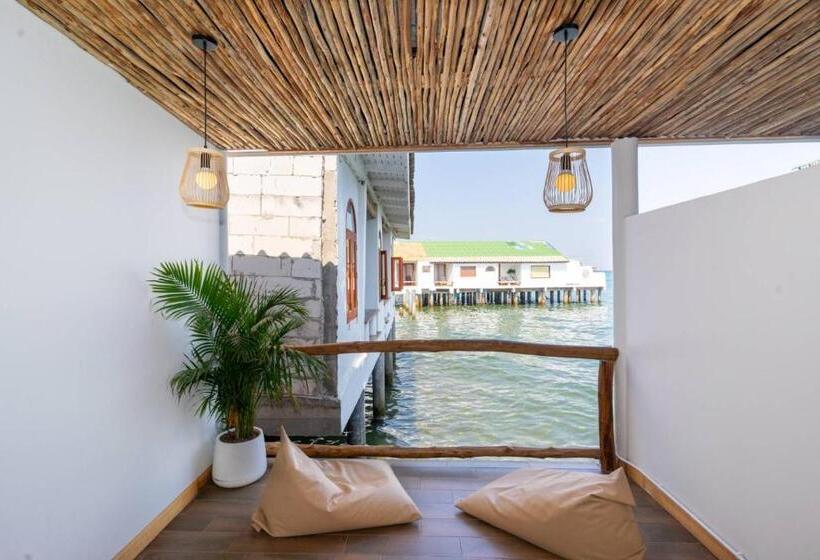 호텔 De  Ocean Land เดอโอเชี่ยนแลนด์ เกาะล้าน