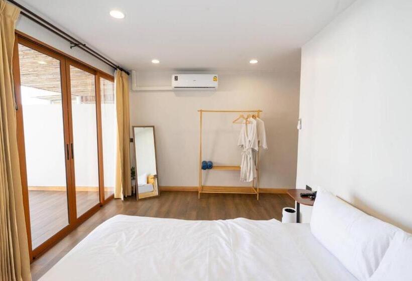 호텔 De  Ocean Land เดอโอเชี่ยนแลนด์ เกาะล้าน