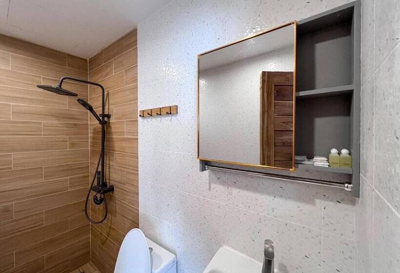 호텔 De  Ocean Land เดอโอเชี่ยนแลนด์ เกาะล้าน