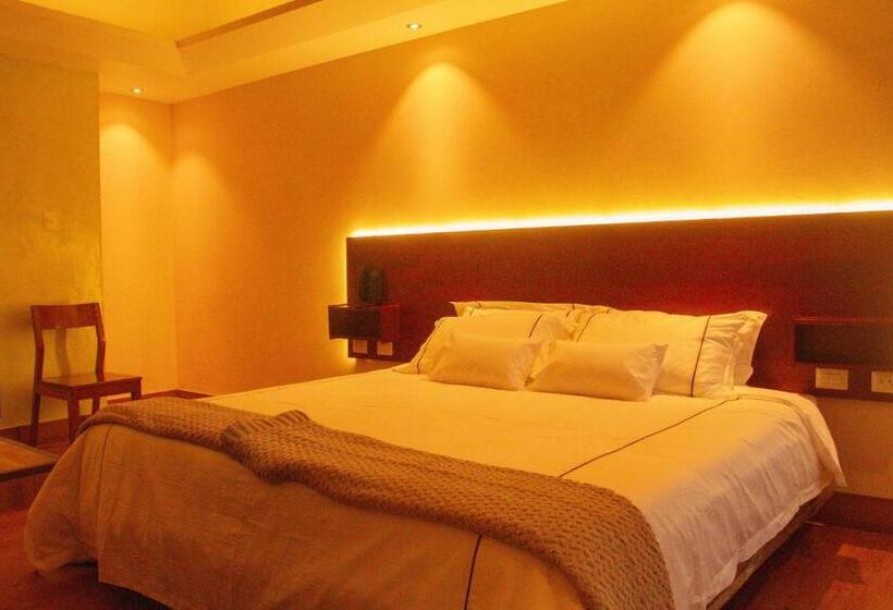 هتل De Turistas Iquitos