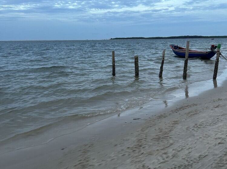 Отель Essência De Atins