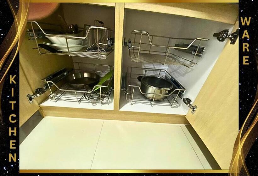 Отель Free Pool N Free Sauna Access Oceanview Balcony In The Heart Of Manila, Front Of Robinsons Mall, Wal