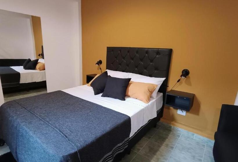 هتل Hostería Suites Del Centro