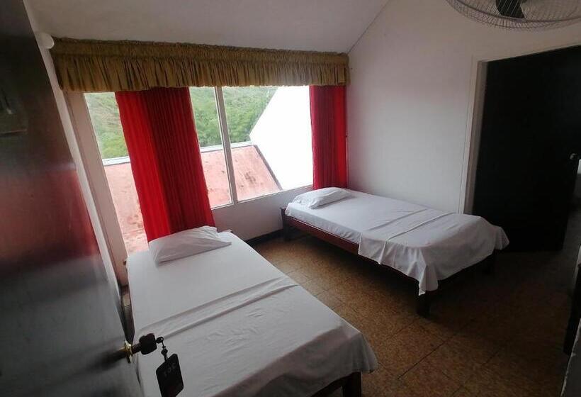 هتل Hosteria Ambeyma