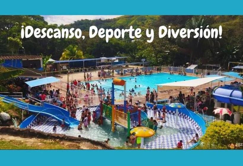 בית מלון כפרי Hosteria Ambeyma