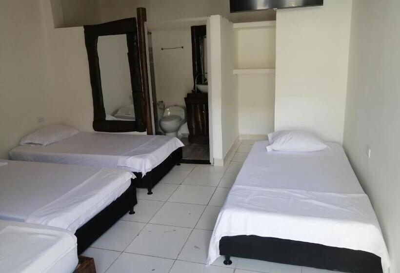 בית מלון כפרי Hosteria Ambeyma