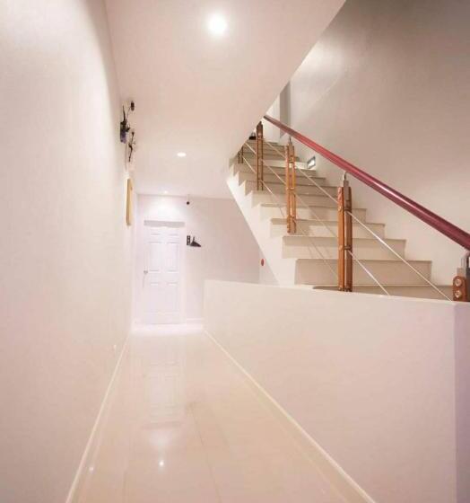 酒店 Hunwa Guesthouse Kata