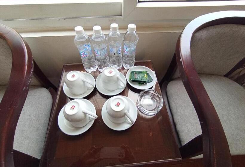 هتل Khách Sạn Hữu Nghị