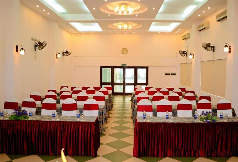 هتل Khách Sạn Hữu Nghị