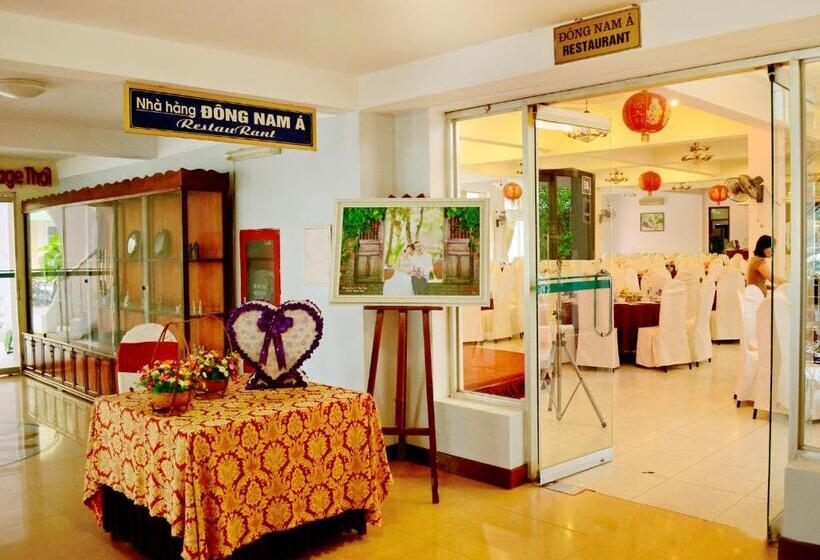 هتل Khách Sạn Hữu Nghị