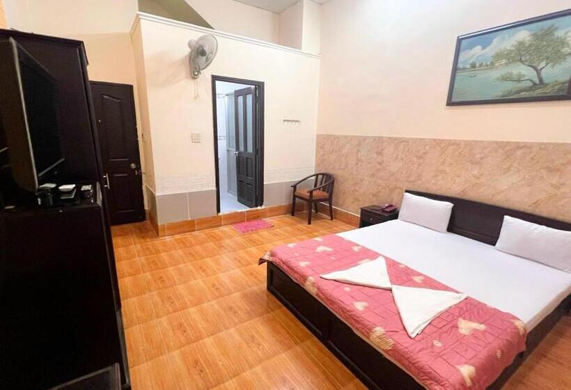 هتل Khách Sạn Nam đô 1