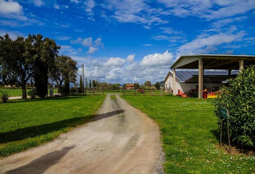 هتل Le Gerlette   Il Granaio