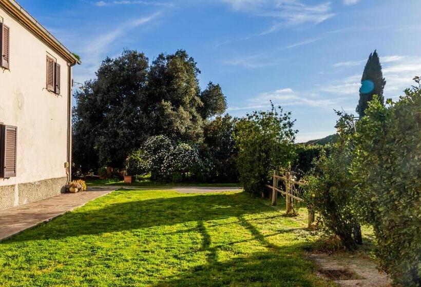 هتل Le Gerlette   La Capanna