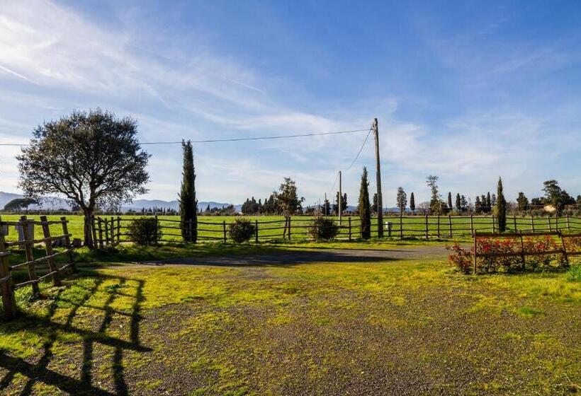 هتل Le Gerlette   La Capanna