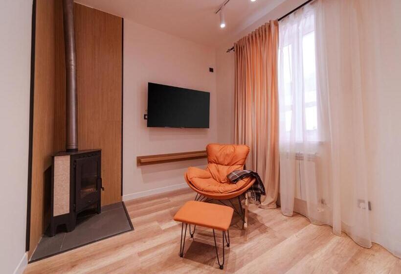 酒店 Motives Inn Dilijan